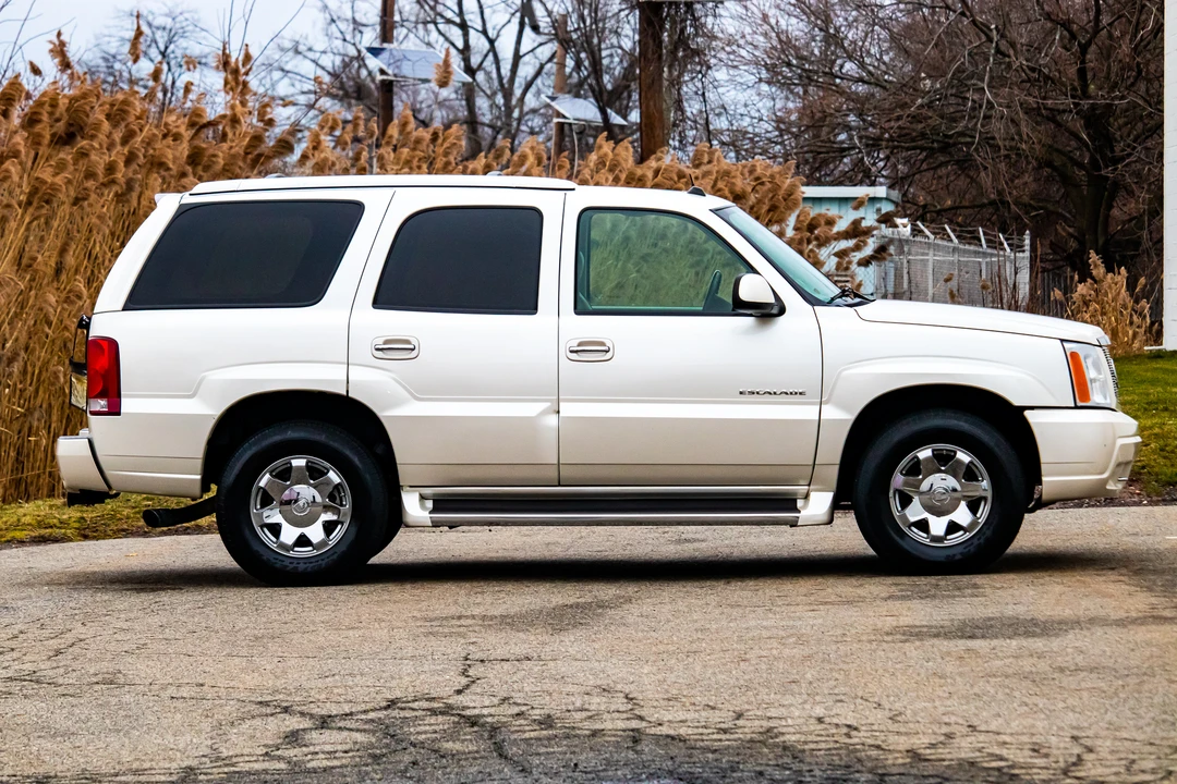 2005 Cadillac Escalade & EXT 2nd Gen - Image 11 of 31