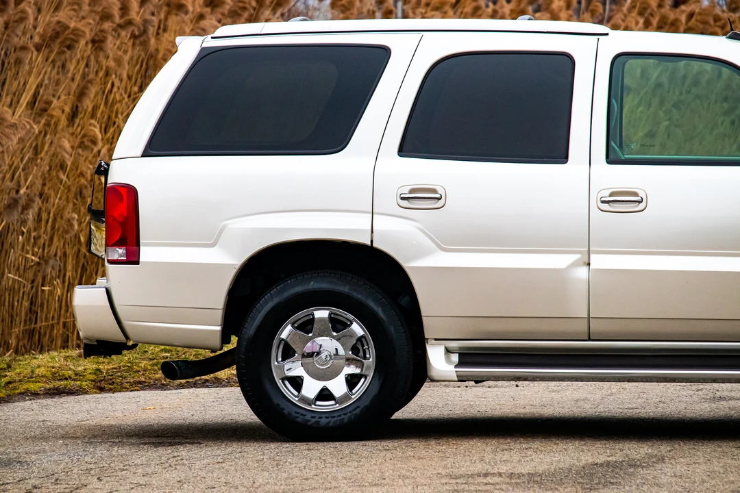 2005 Cadillac Escalade & EXT 2nd Gen - Image 25 of 31