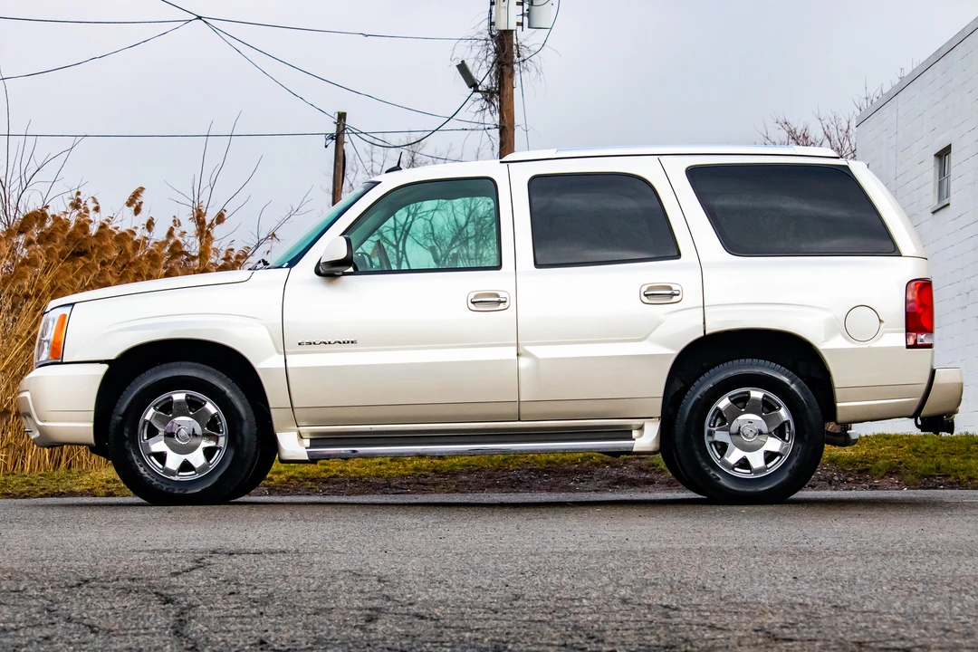 2005 Cadillac Escalade & EXT 2nd Gen - Image 22 of 31