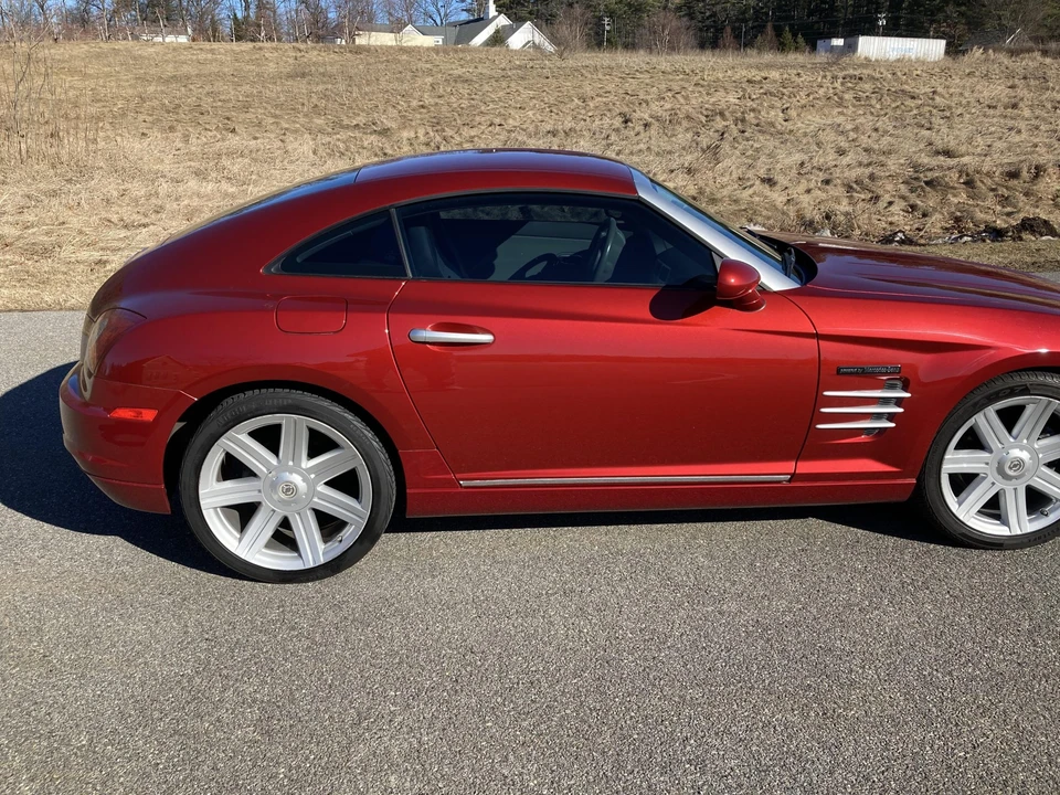 2005 Chrysler Crossfire - Image 4 of 31