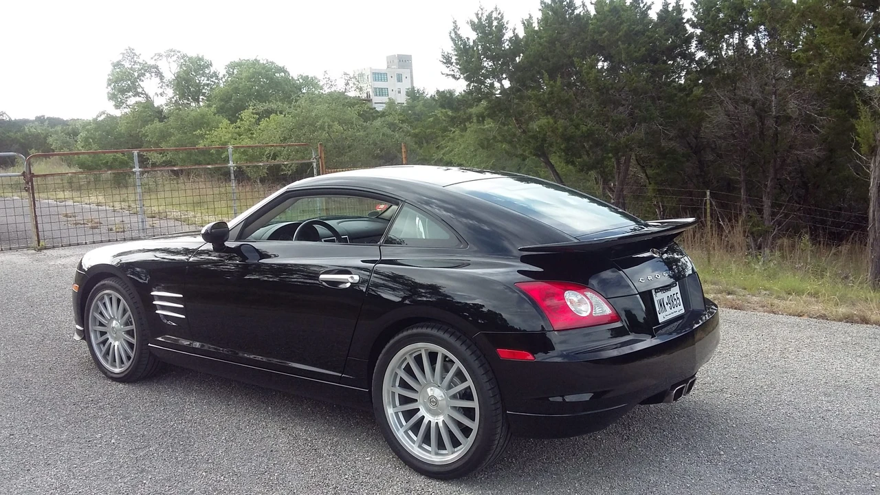 2005 Chrysler Crossfire - Image 11 of 31