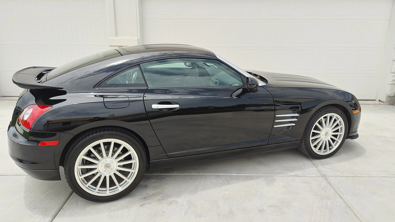 2005 Chrysler Crossfire - Image 4 of 31