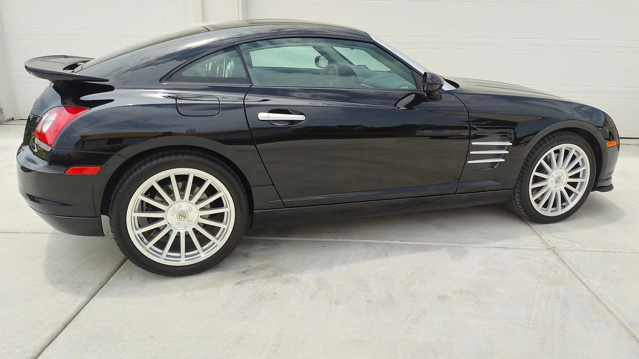 2005 Chrysler Crossfire - Image 5 of 31