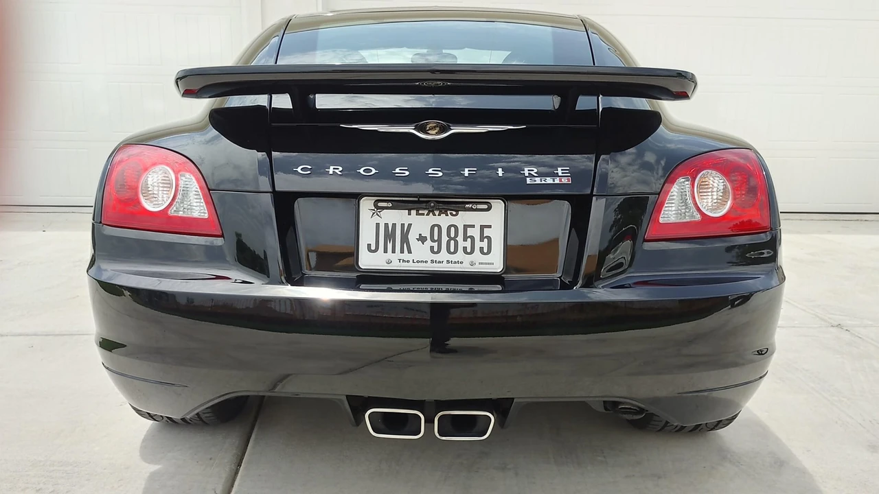 2005 Chrysler Crossfire - Image 8 of 31