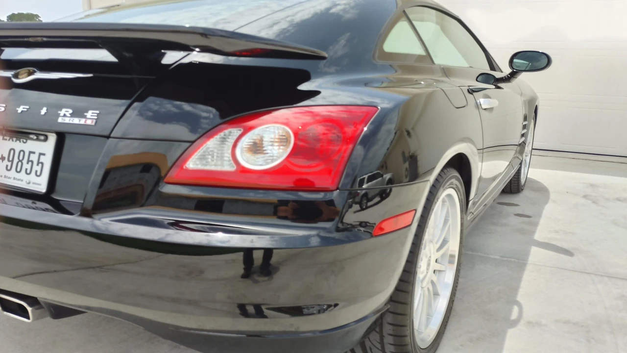 2005 Chrysler Crossfire - Image 14 of 31