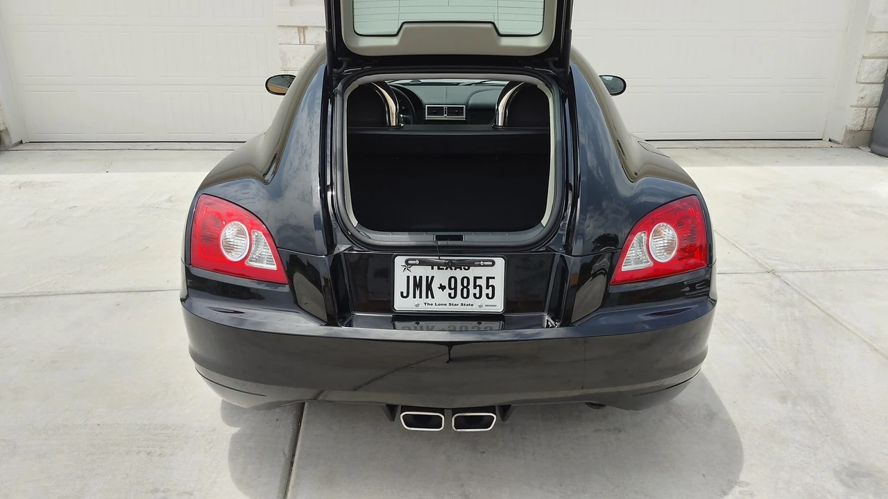 2005 Chrysler Crossfire - Image 27 of 31
