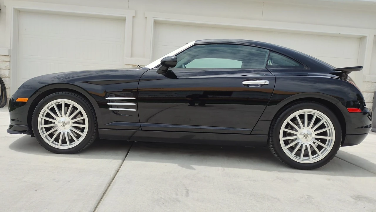 2005 Chrysler Crossfire - Image 21 of 31