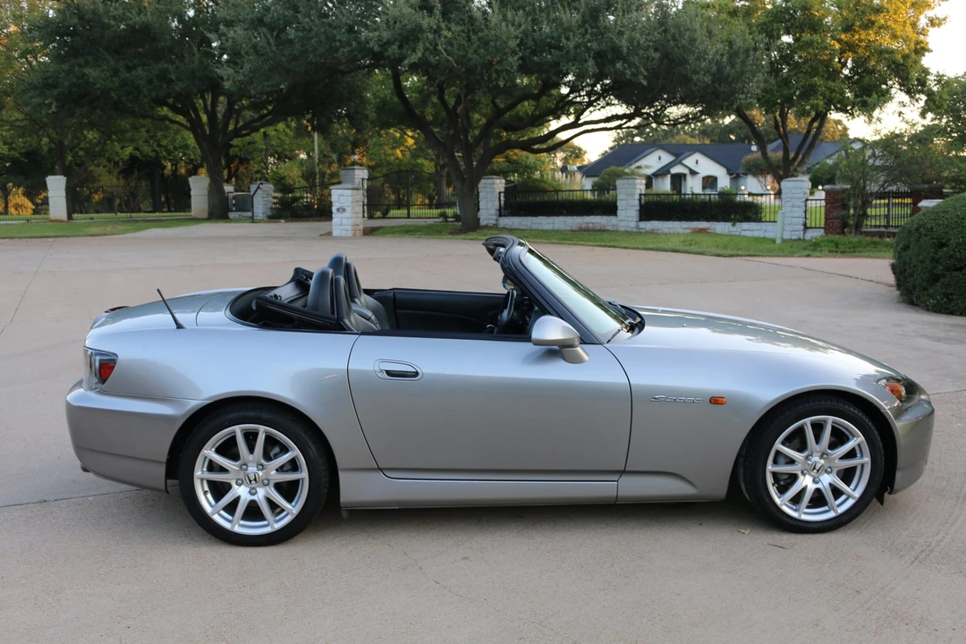 2005 Honda AP2 S2000 - Image 9 of 31