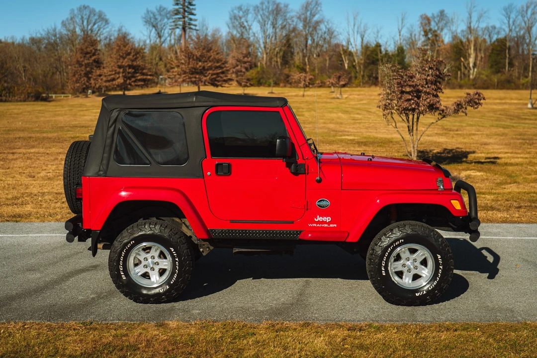 2005 Jeep TJ Wrangler - Image 20 of 31