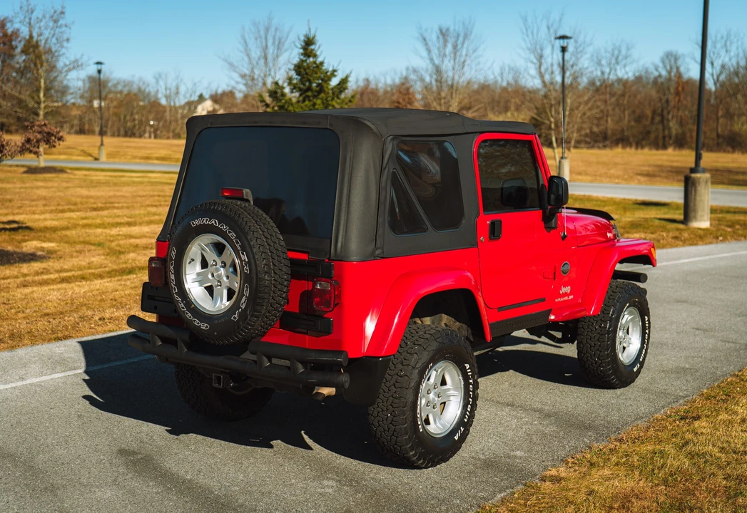 2005 Jeep TJ Wrangler - Image 26 of 31