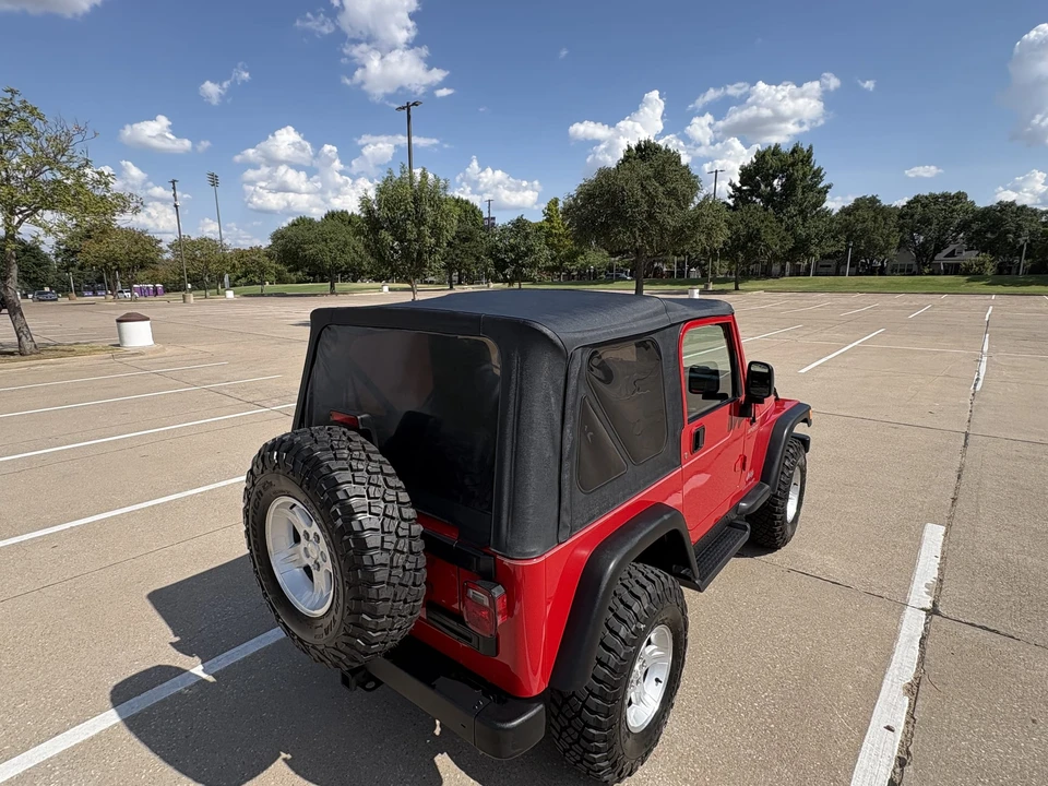 2005 Jeep TJ Wrangler - Image 21 of 31