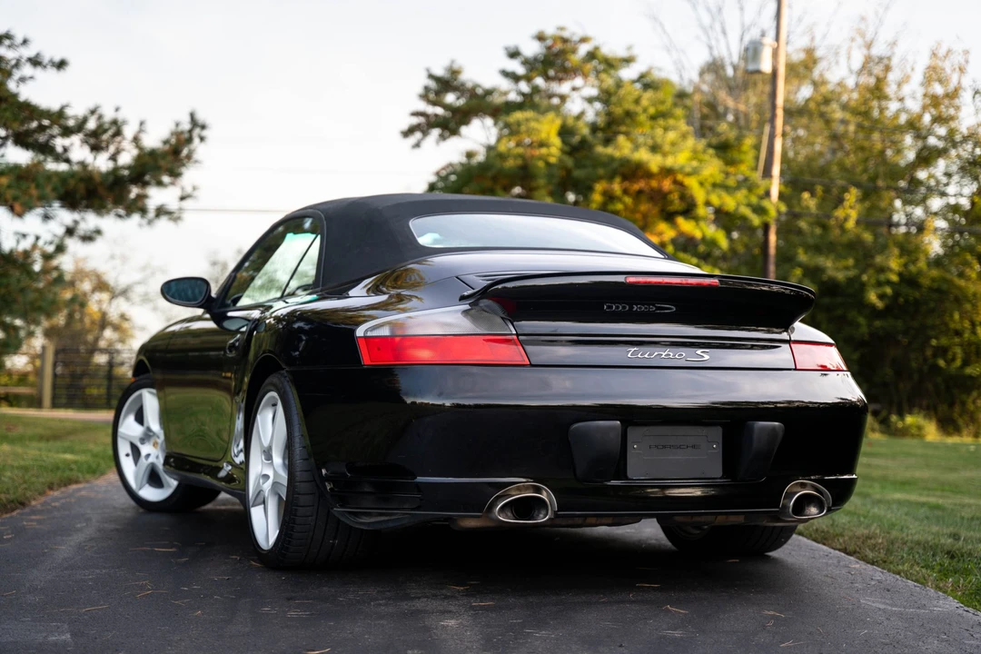 2005 Porsche 996 Turbo - Image 12 of 31