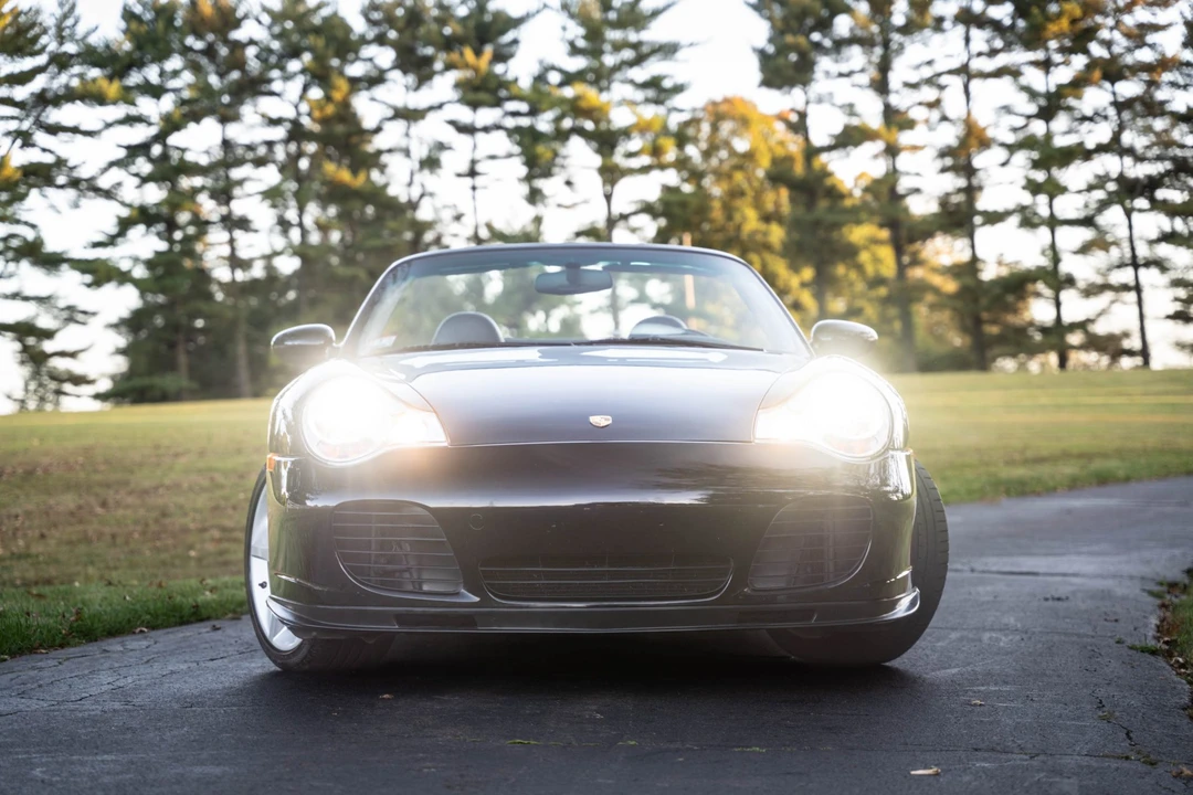 2005 Porsche 996 Turbo - Image 26 of 31