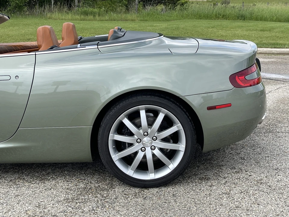 2006 Aston Martin DB9 - Image 23 of 31