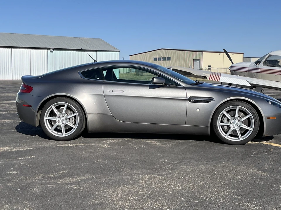 2006 Aston Martin V8 Vantage (2006-2017) - Image 6 of 31