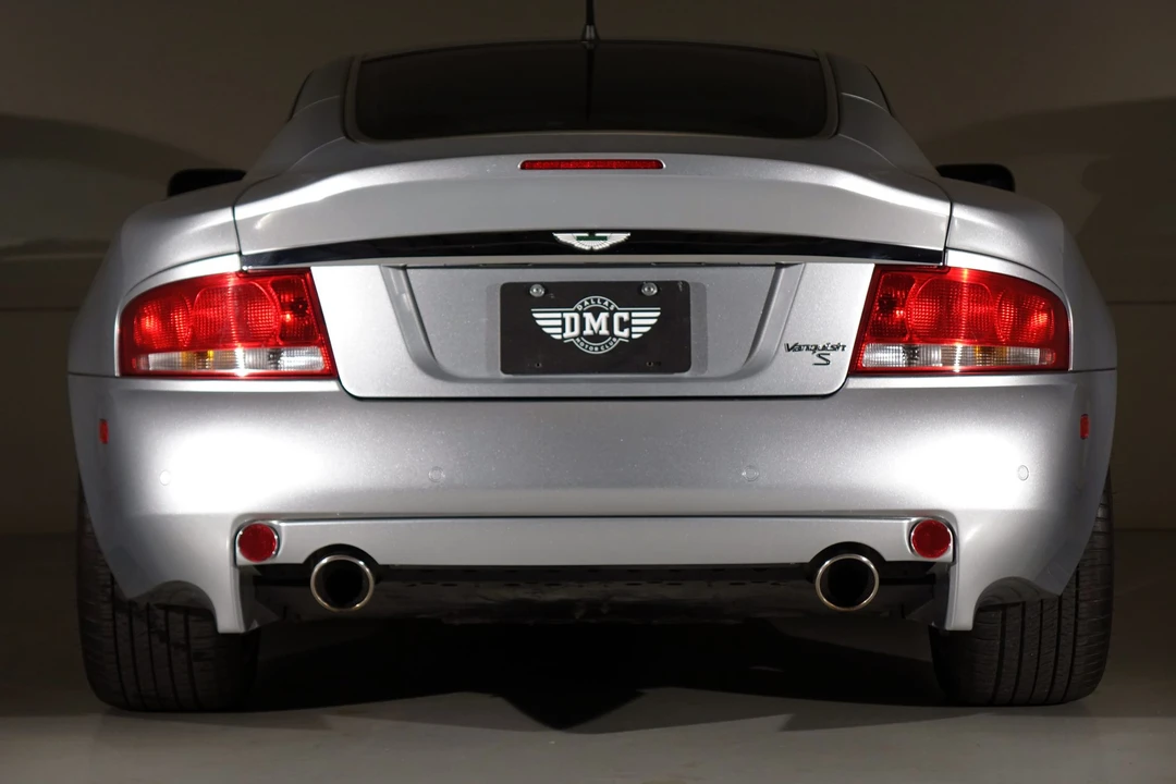 2006 Aston Martin Vanquish 1st Gen - Image 11 of 31