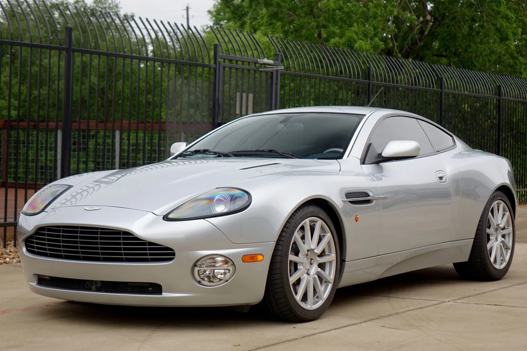 2006 Aston Martin Vanquish 1st Gen - Image 15 of 31