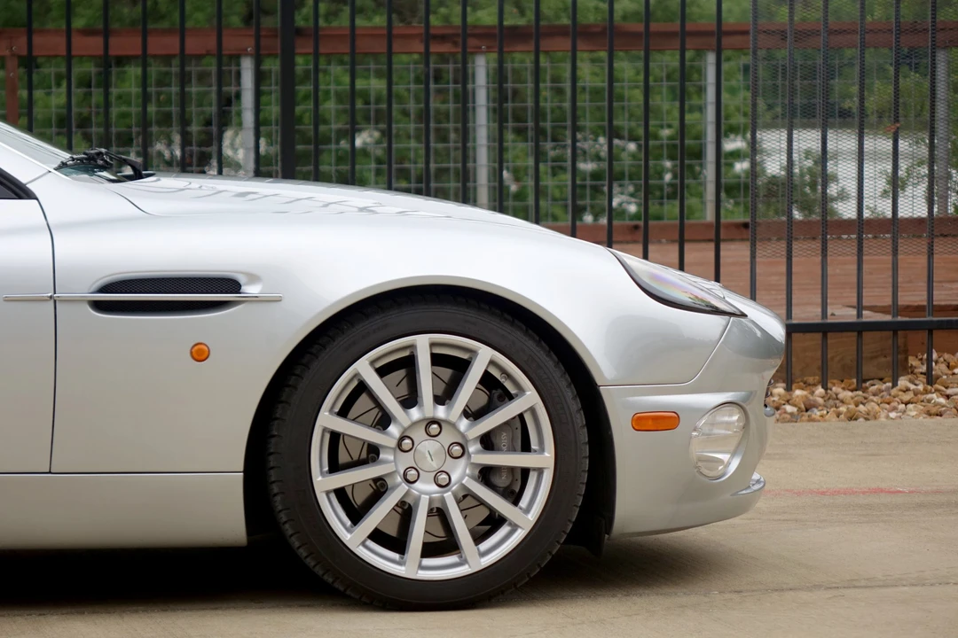 2006 Aston Martin Vanquish 1st Gen - Image 31 of 31