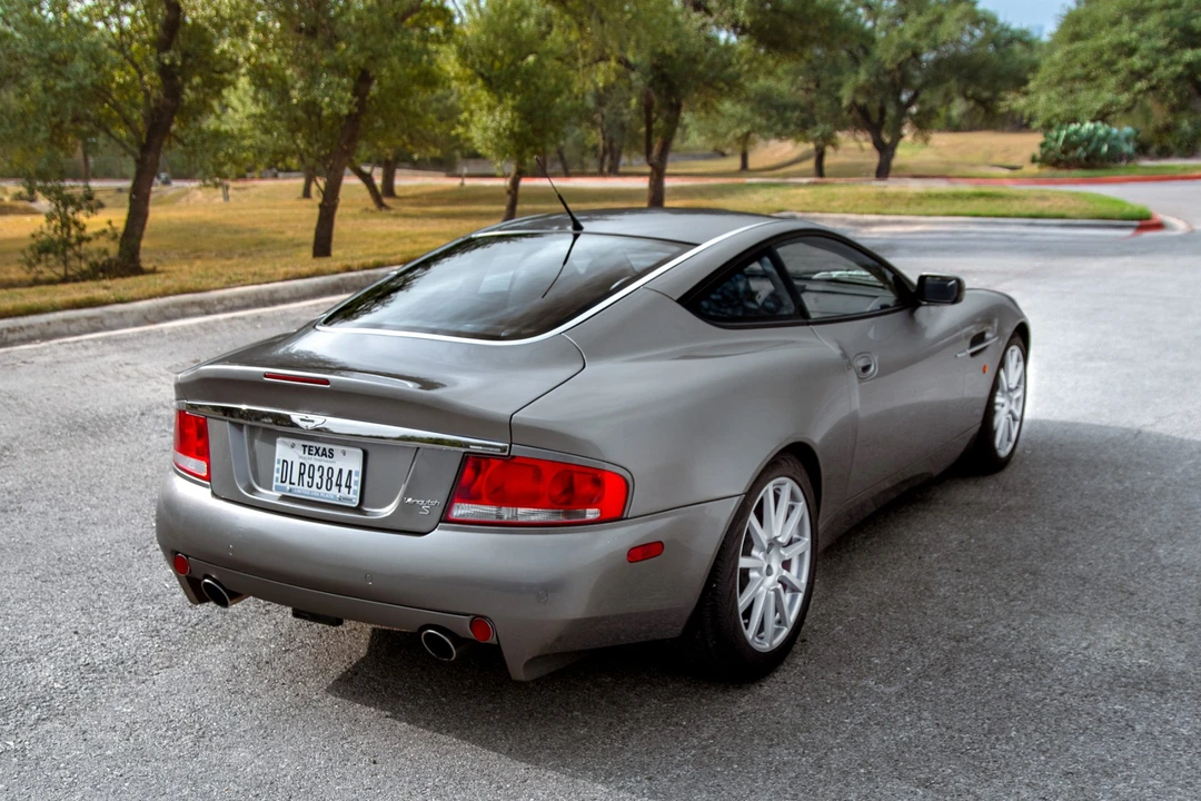 2006 Aston Martin Vanquish 1st Gen - Image 9 of 31