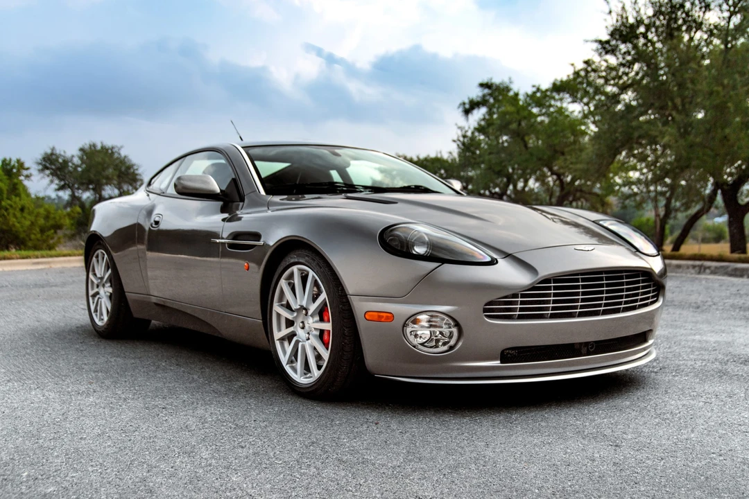 2006 Aston Martin Vanquish 1st Gen - Image 13 of 31