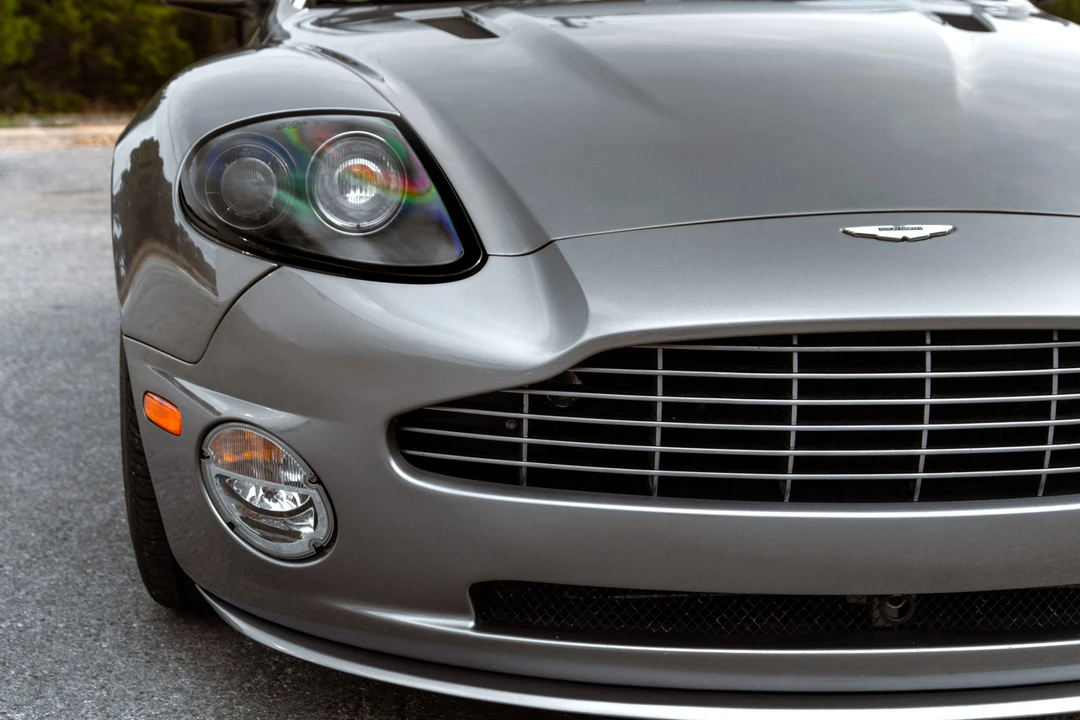 2006 Aston Martin Vanquish 1st Gen - Image 17 of 31