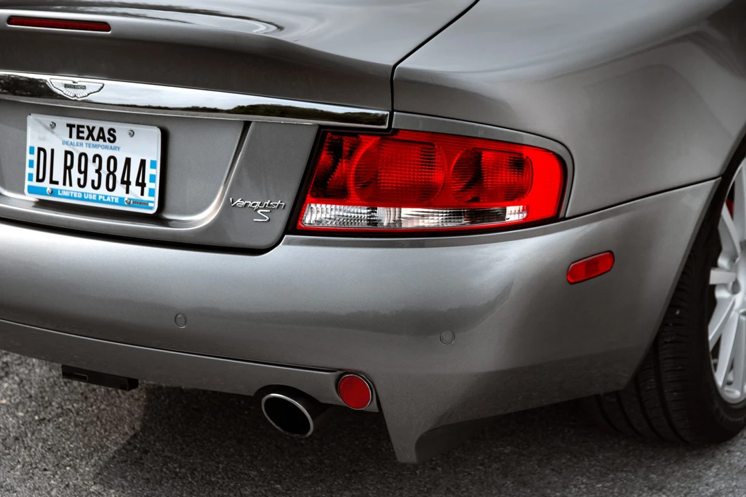 2006 Aston Martin Vanquish 1st Gen - Image 28 of 31