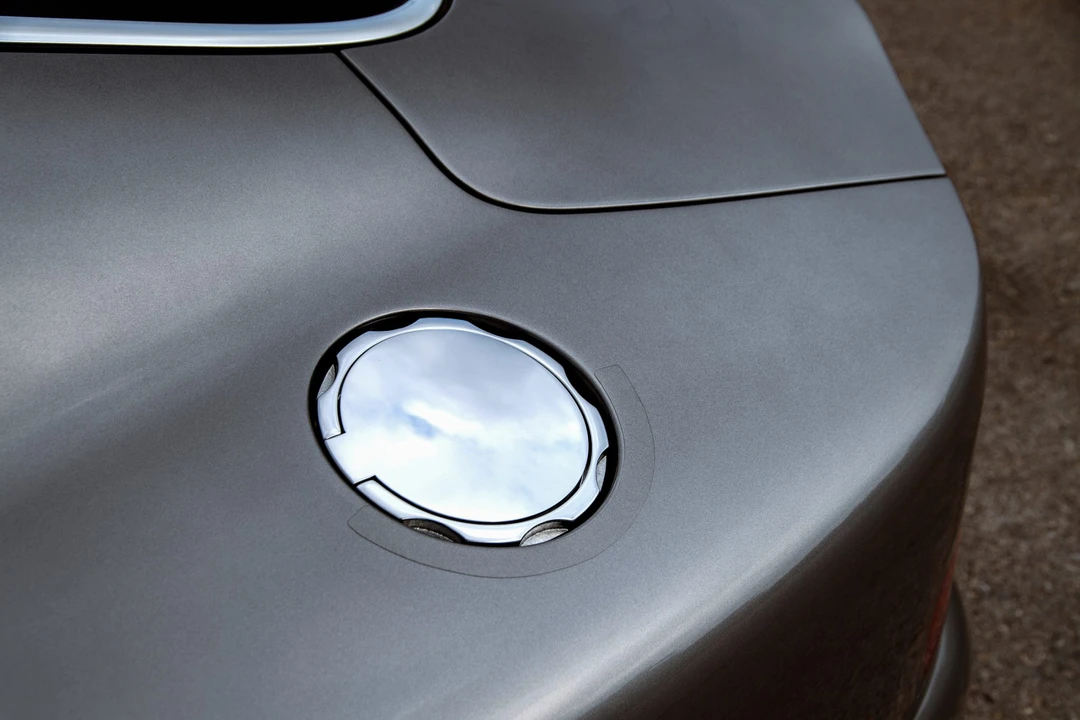 2006 Aston Martin Vanquish 1st Gen - Image 30 of 31