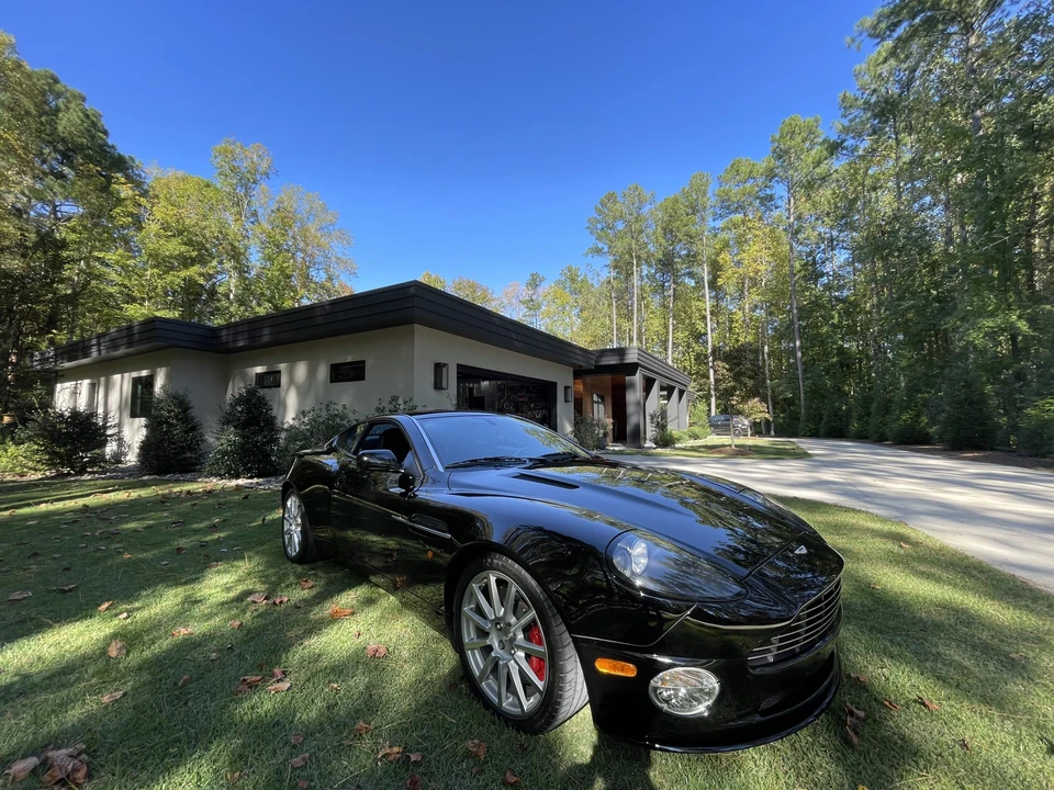 2006 Aston Martin Vanquish 1st Gen - Image 24 of 31