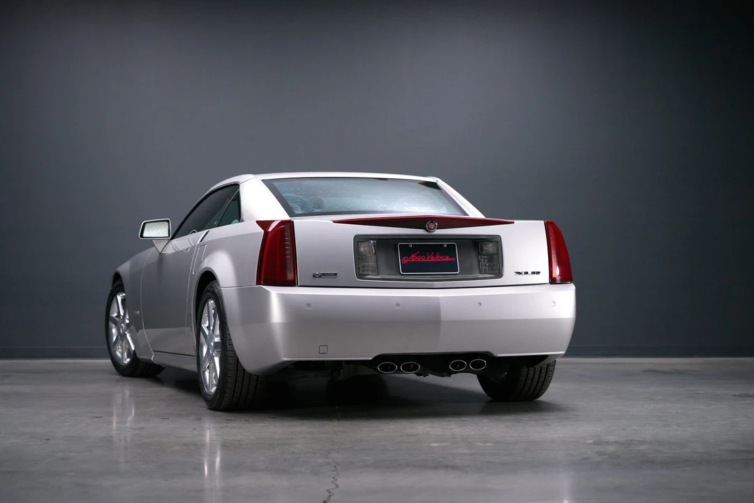 2006 Cadillac XLR - Image 5 of 31