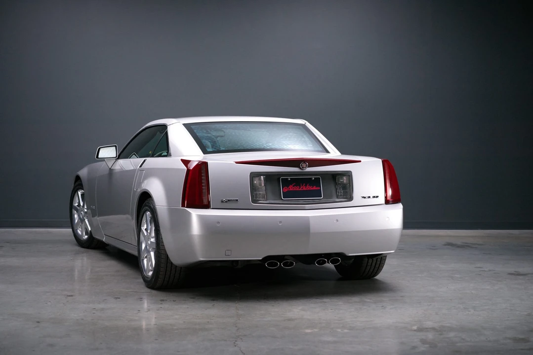 2006 Cadillac XLR - Image 6 of 31