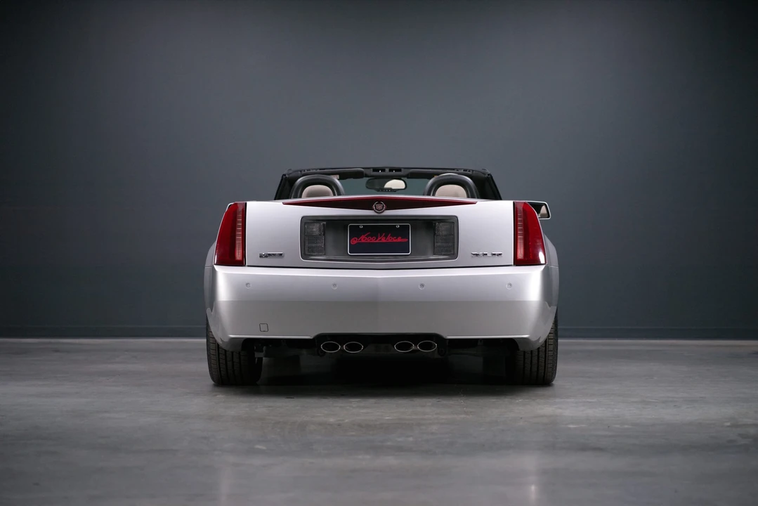 2006 Cadillac XLR - Image 20 of 31