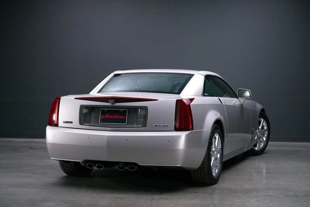 2006 Cadillac XLR - Image 10 of 31