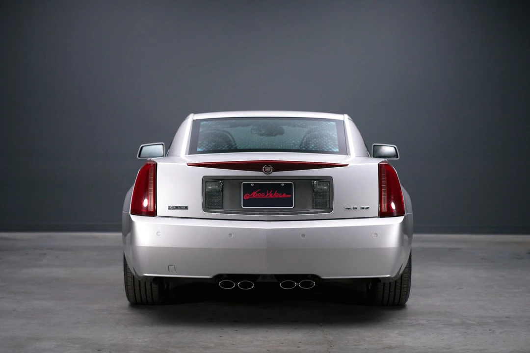 2006 Cadillac XLR - Image 8 of 31