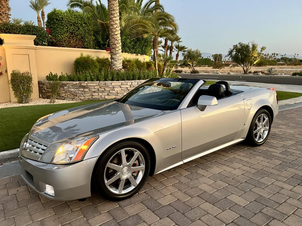 2006 Cadillac XLR - Image 19 of 31