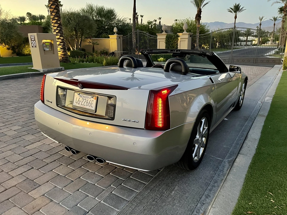 2006 Cadillac XLR - Image 27 of 31