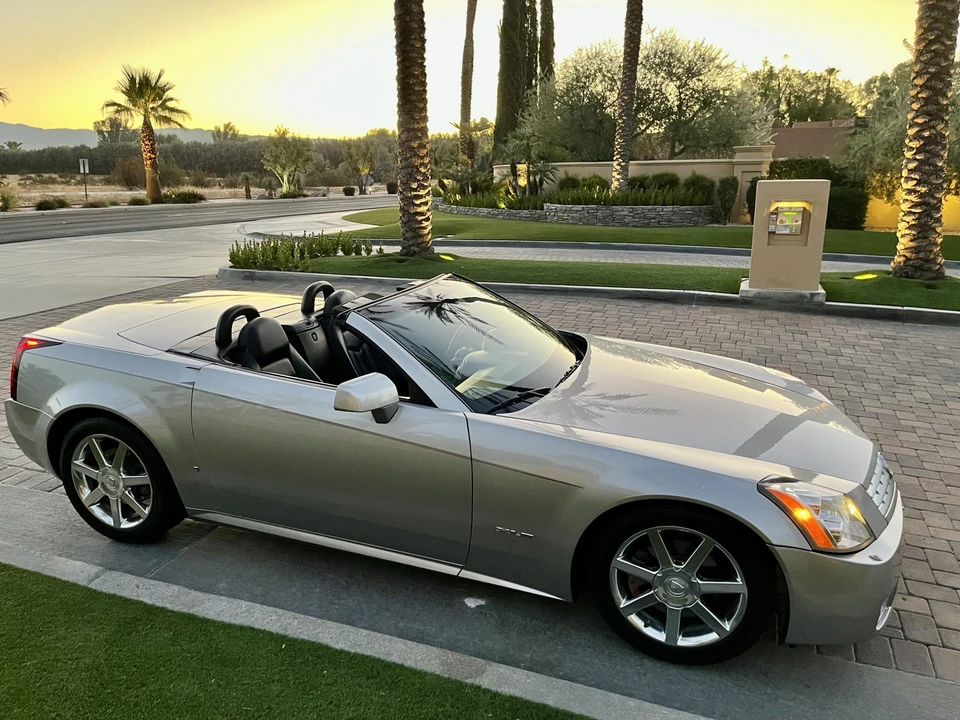 2006 Cadillac XLR - Image 30 of 31