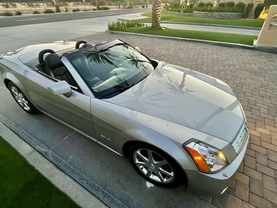 2006 Cadillac XLR - Image 9 of 31