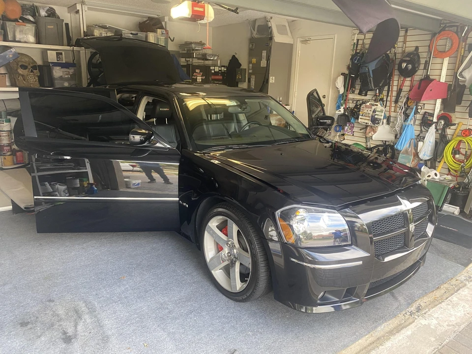 2006 Dodge Magnum SRT8 2nd Gen - Image 29 of 31
