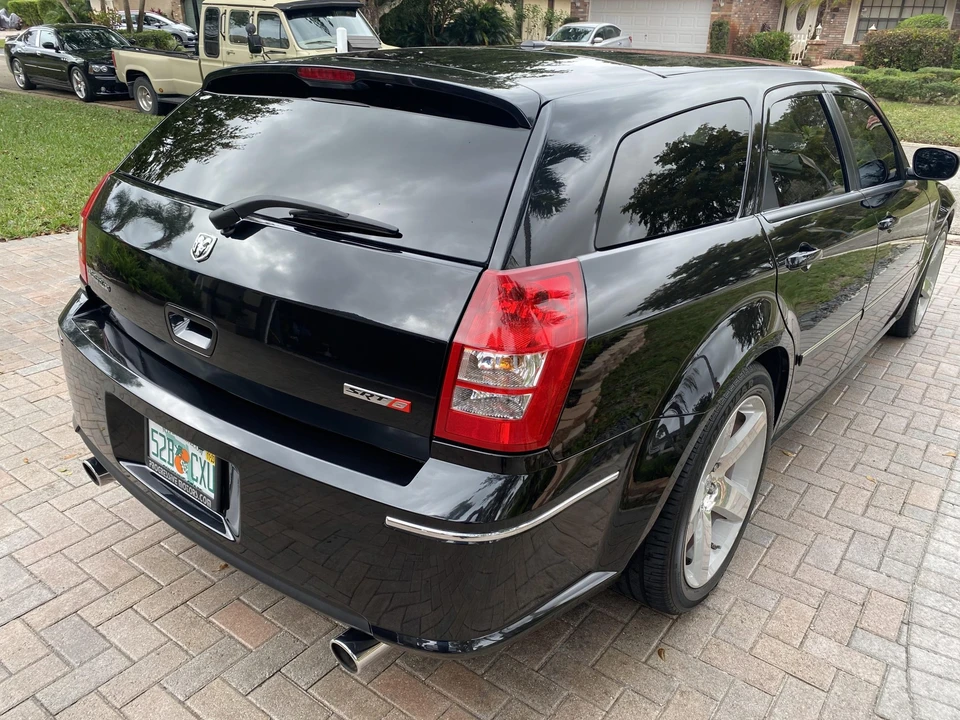 2006 Dodge Magnum SRT8 2nd Gen - Image 24 of 31