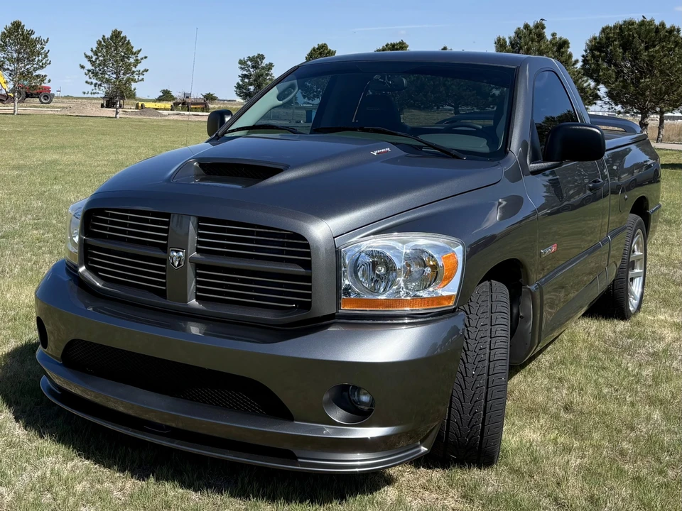 2006 Dodge Ram SRT-10 3rd Gen - Image 2 of 31