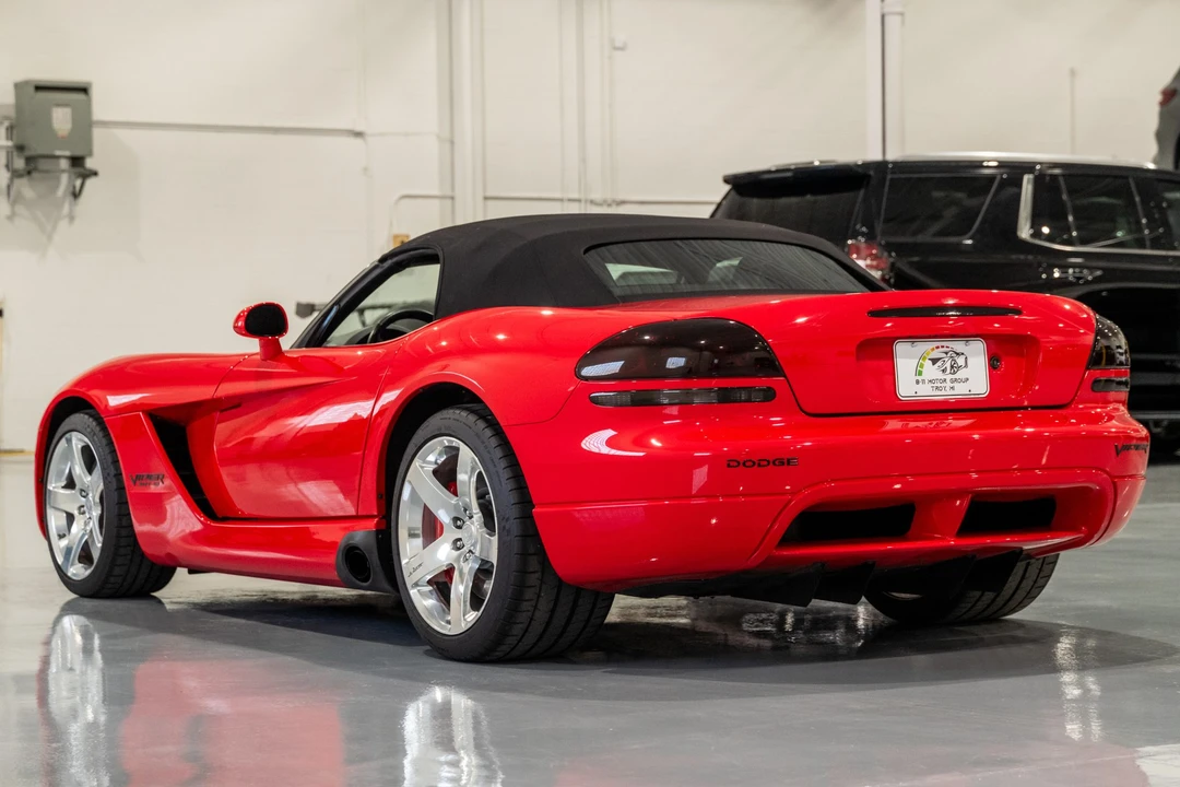 2006 Dodge Viper 3rd Gen - Image 15 of 31