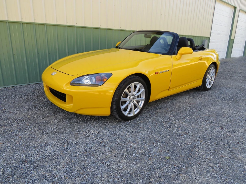 2006 Honda AP2 S2000 - Image 2 of 31