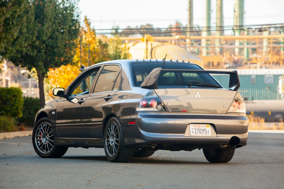 2006 Mitsubishi Lancer Evolution IX 8th Gen - Image 8 of 31