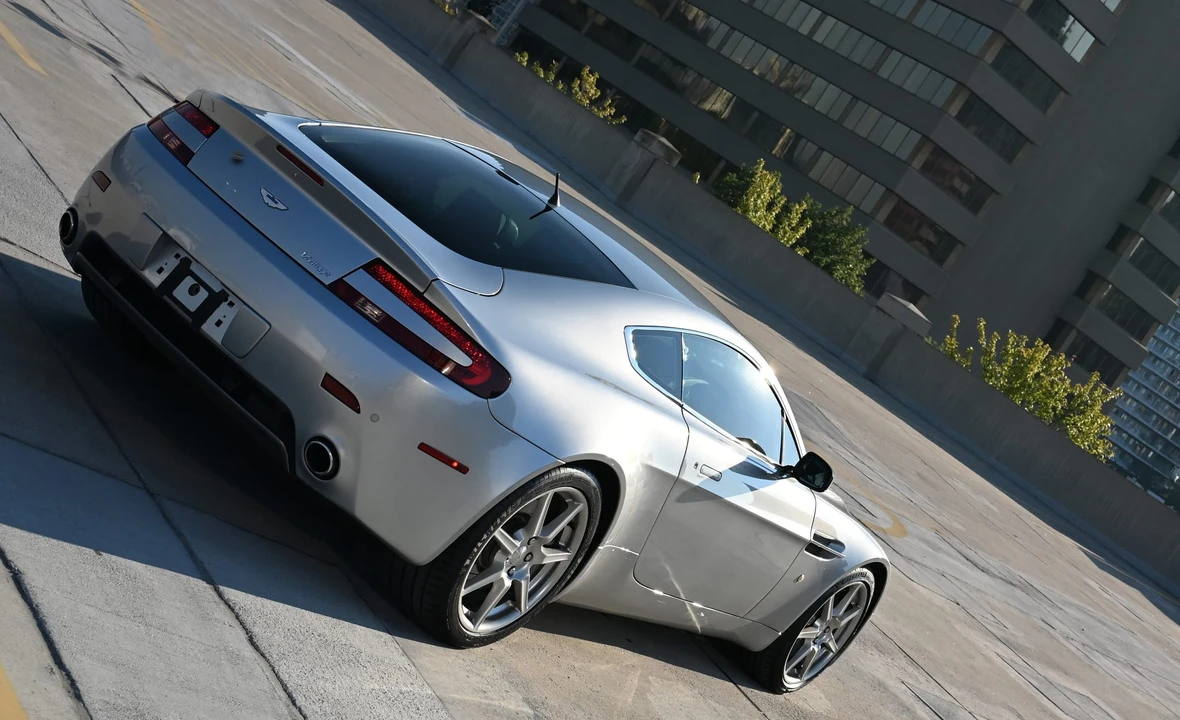 2007 Aston Martin V8 Vantage (2006-2017) - Image 25 of 31