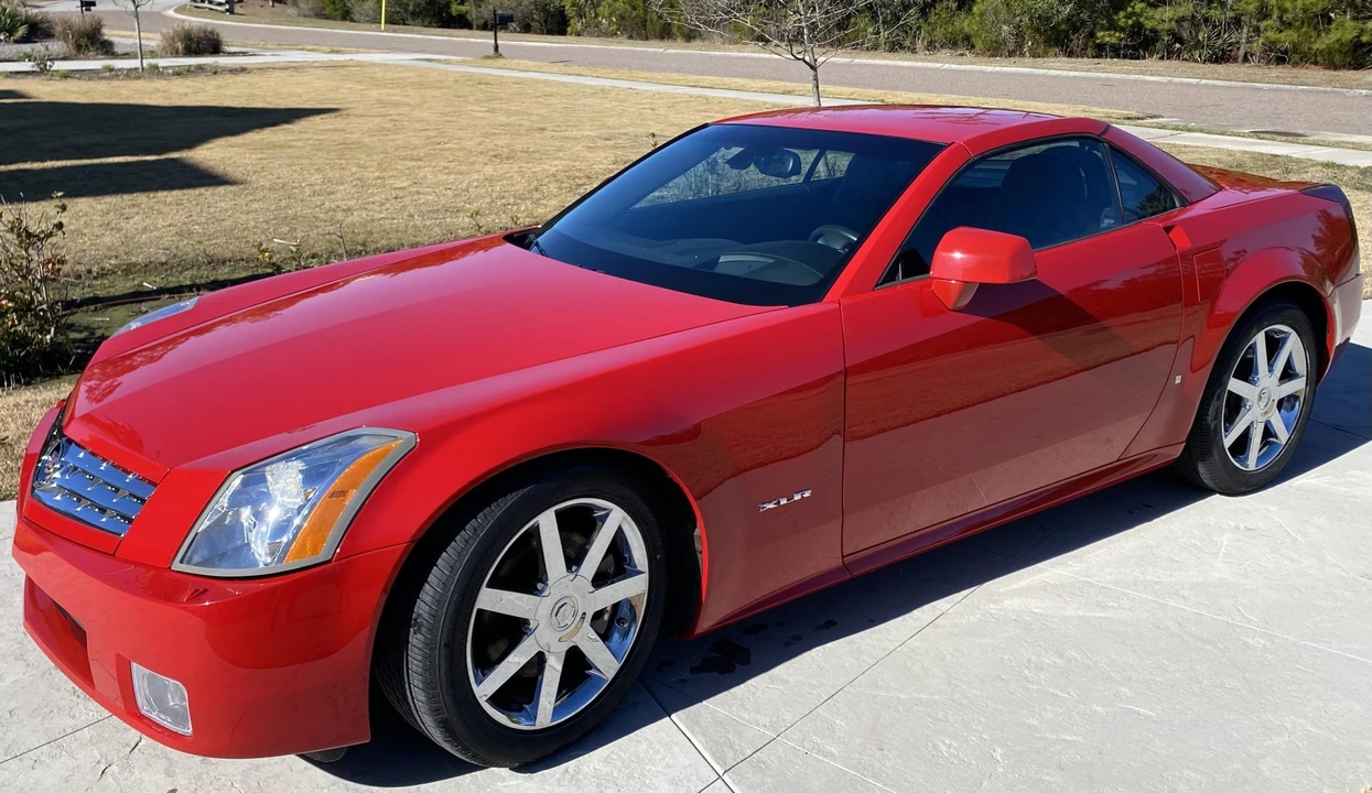2007 Cadillac XLR - Image 3 of 31