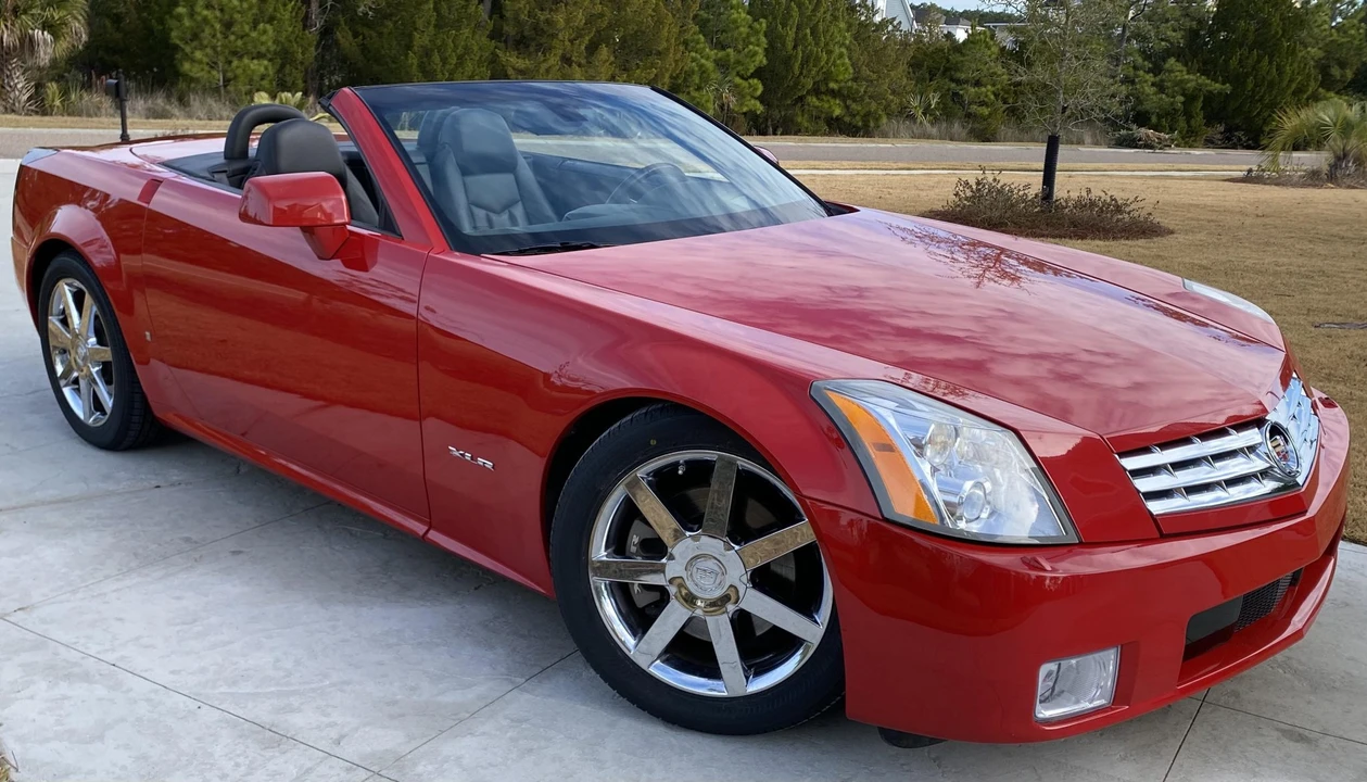 2007 Cadillac XLR - Image 25 of 31