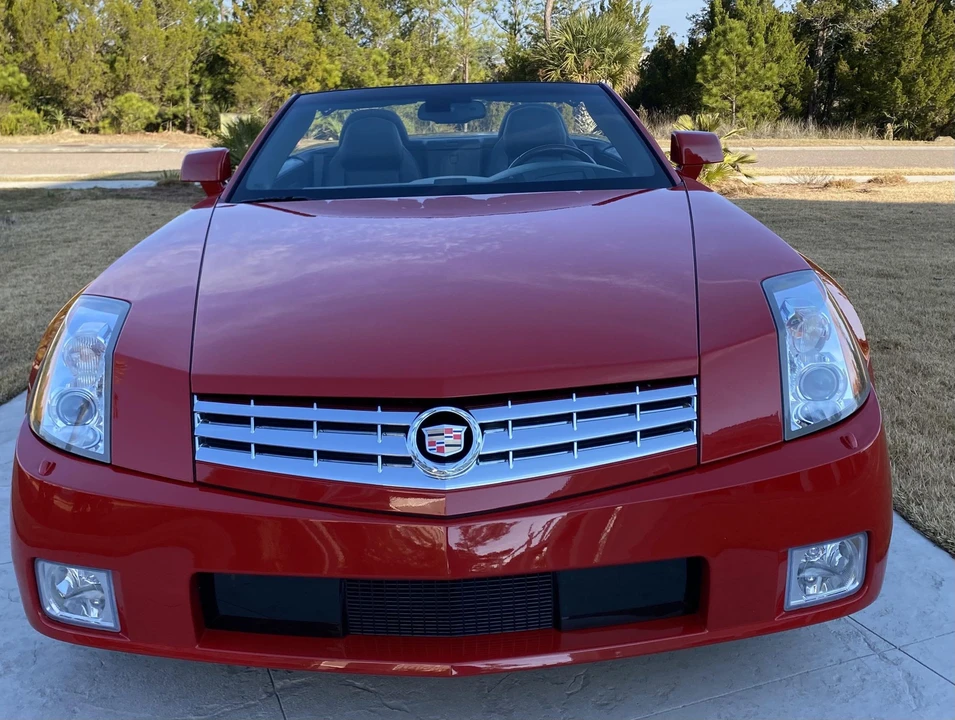 2007 Cadillac XLR - Image 28 of 31