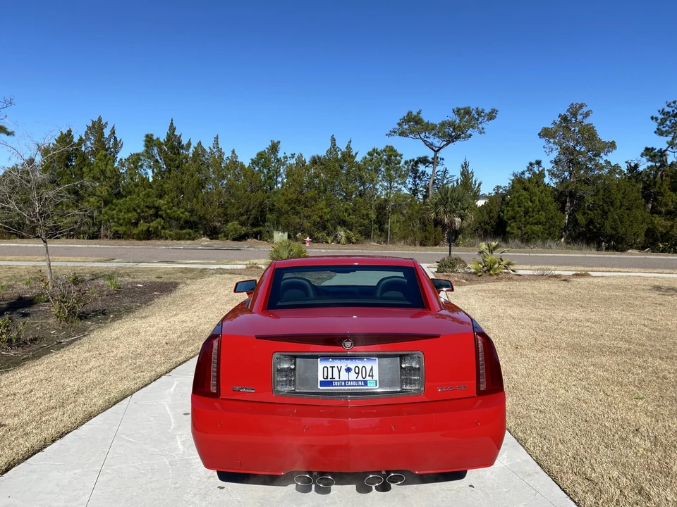 2007 Cadillac XLR - Image 8 of 31