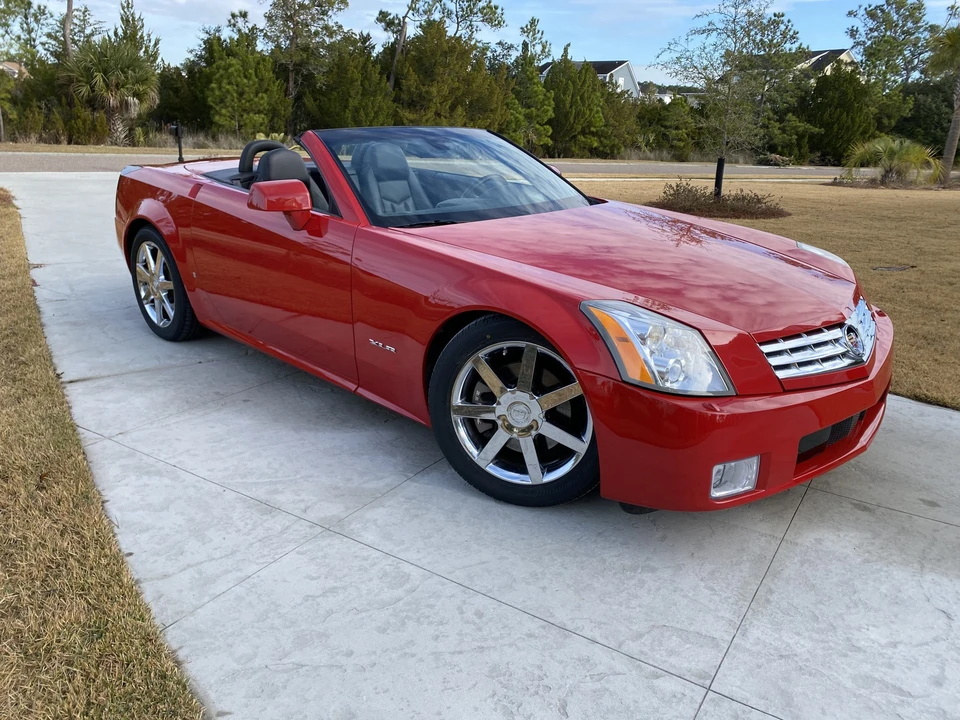 2007 Cadillac XLR - Image 26 of 31
