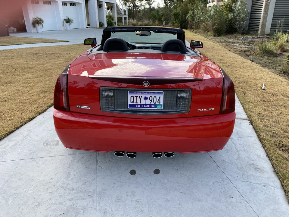2007 Cadillac XLR - Image 21 of 31